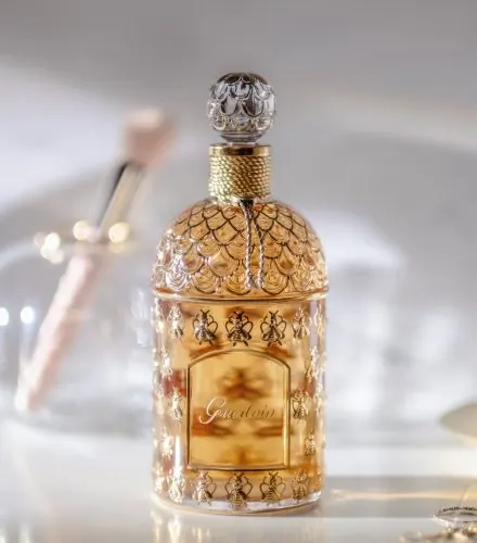 Kraliyete layık tasarım: Bee Bottle